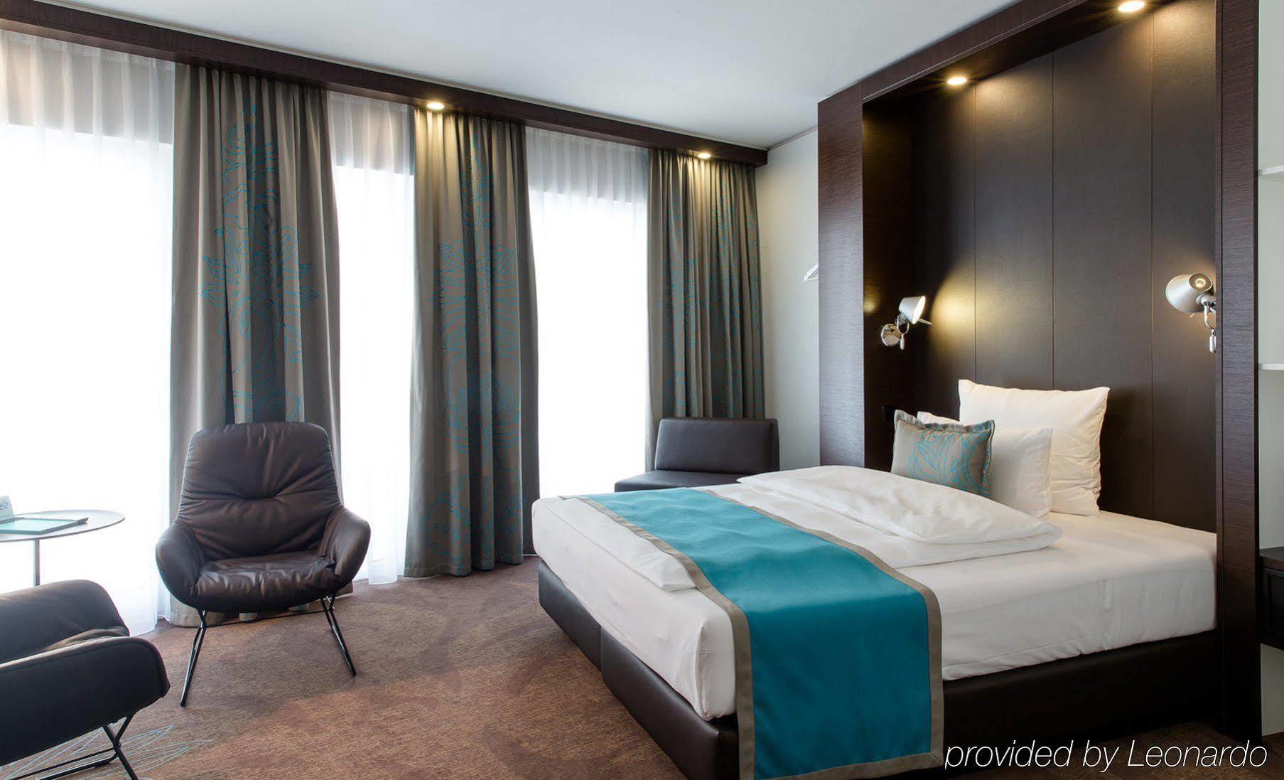 Motel One Stuttgart-Bad Cannstatt Eksteriør billede